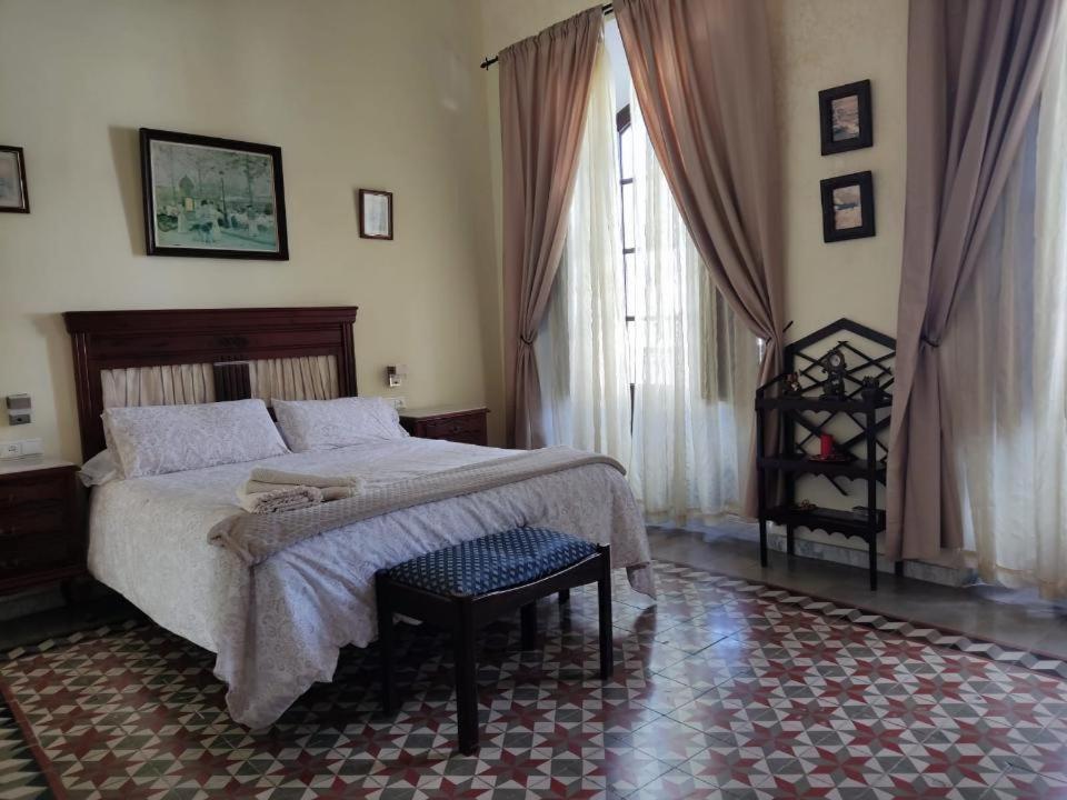 Apartamentos Jp Fregenal Fregenal de la Sierra Ngoại thất bức ảnh